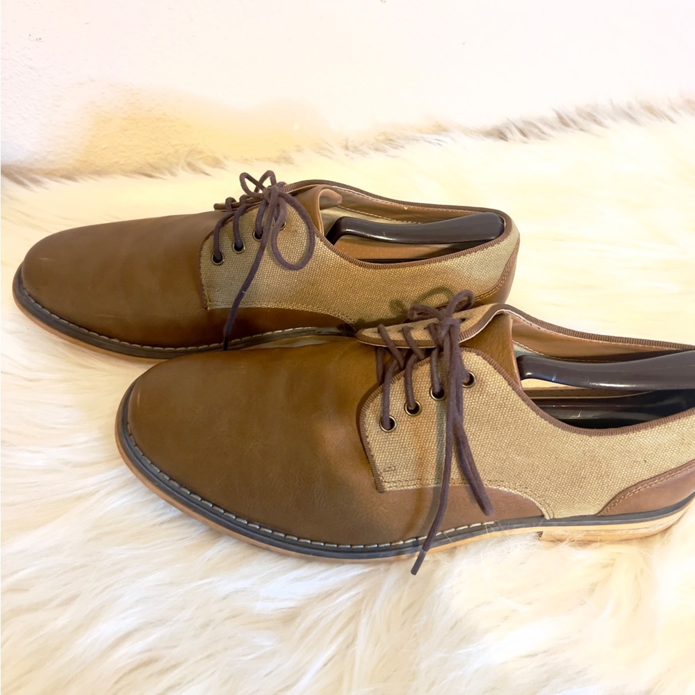 J Ferrar Brown and Tan Leather Oxfords with Closed Lacing. Size Men’s 8.5 - Picture 4 of 7